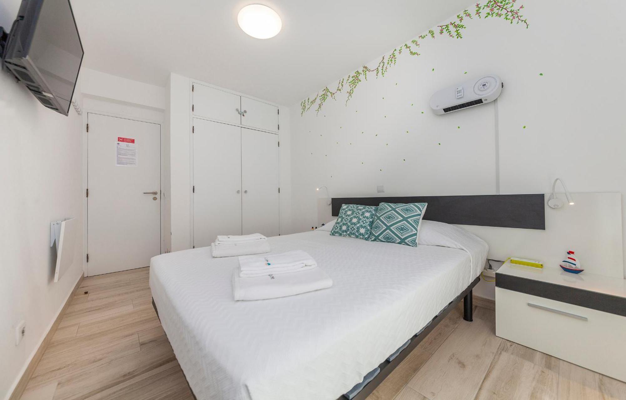 M - Martin & Tomas Guesthouse لاغوس المظهر الخارجي الصورة