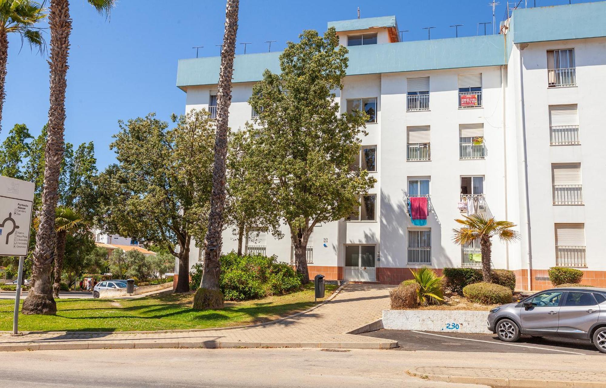 M - Martin & Tomas Guesthouse لاغوس المظهر الخارجي الصورة
