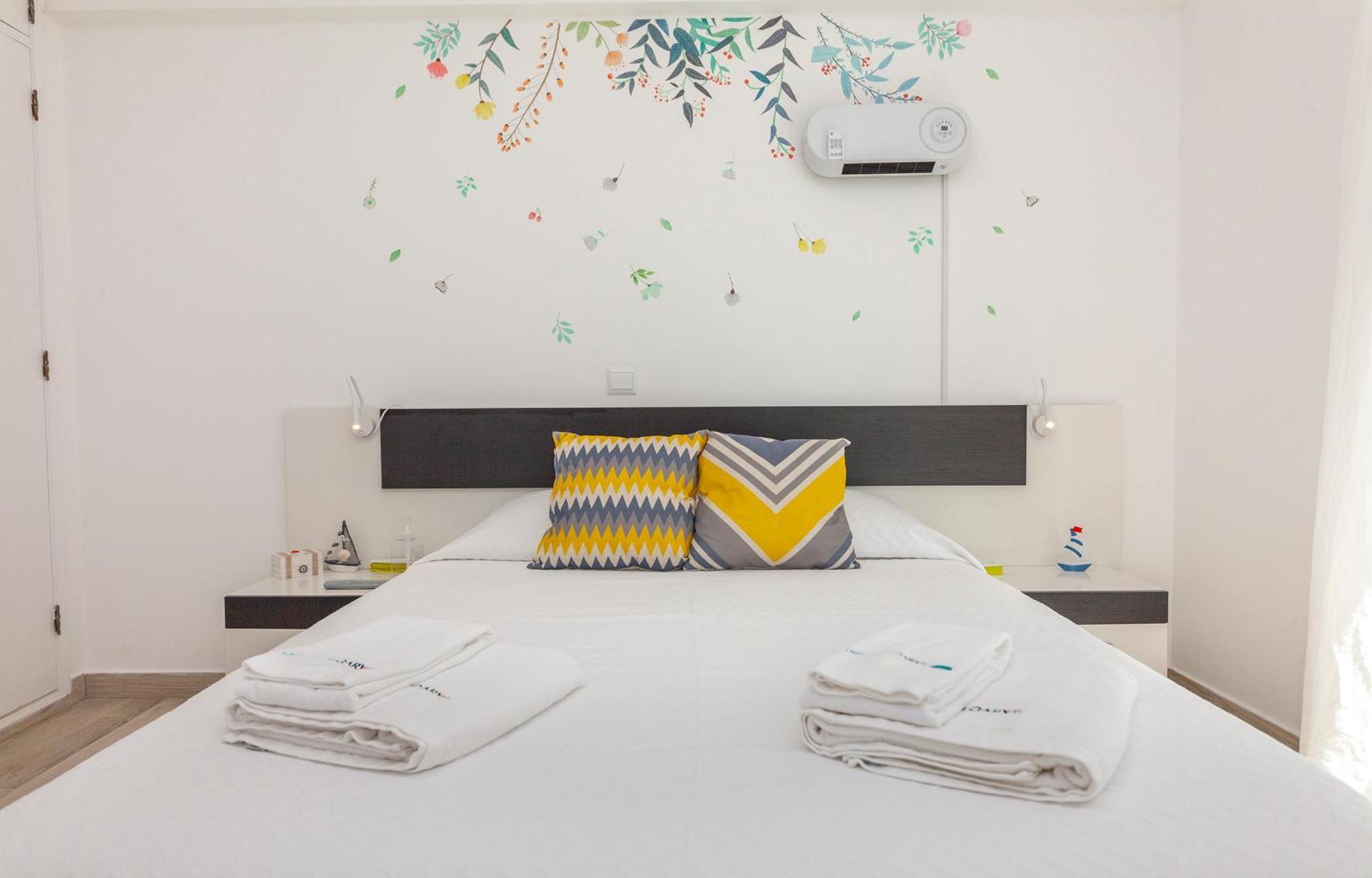 M - Martin & Tomas Guesthouse لاغوس الغرفة الصورة