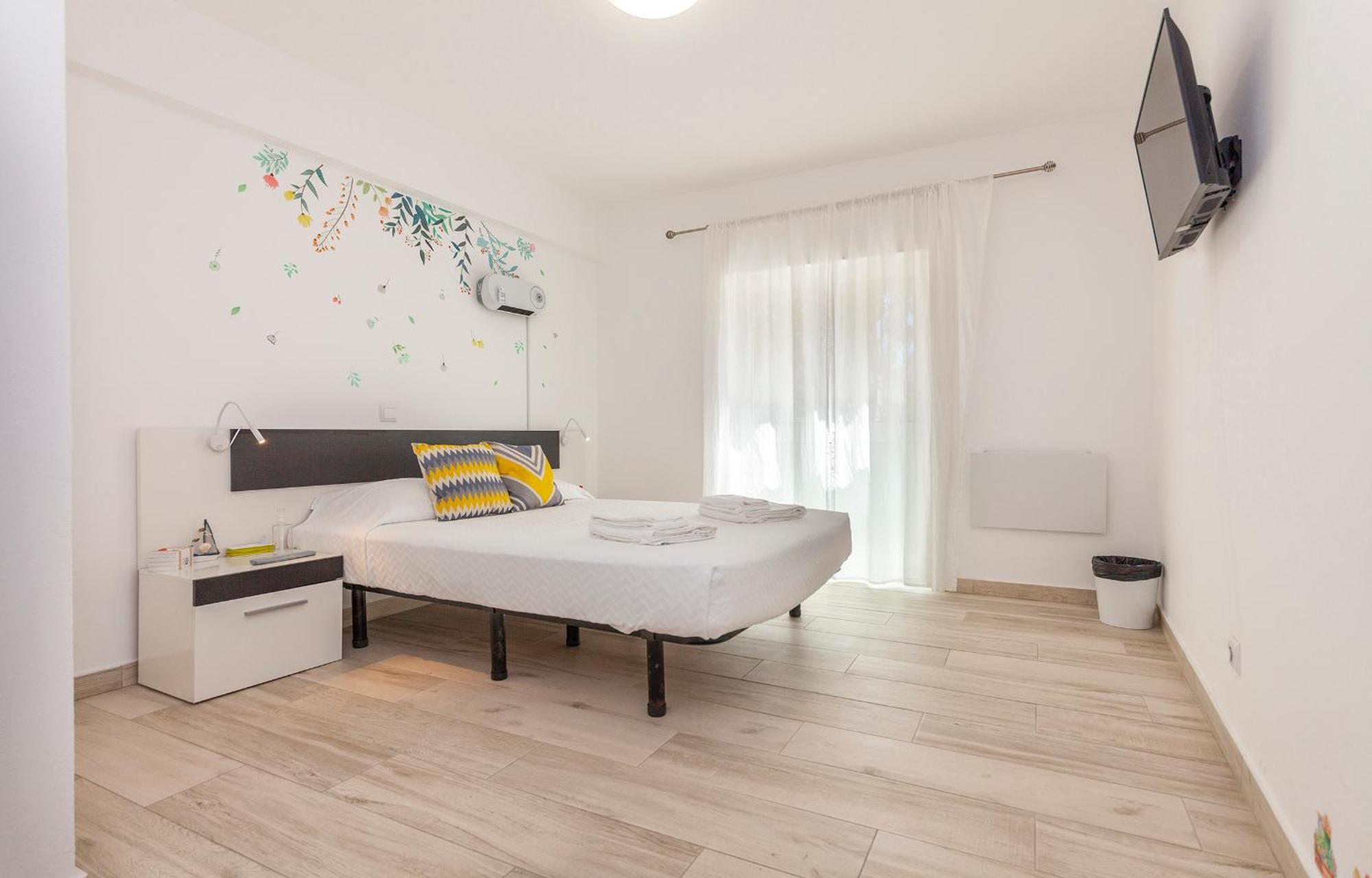 M - Martin & Tomas Guesthouse لاغوس الغرفة الصورة